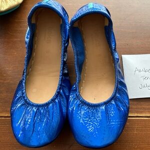 Sapphire patent Tieks size 8